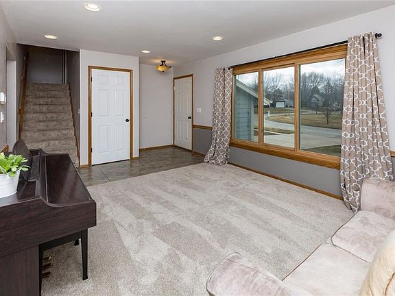 2nd image of 2717 NW Park Ln