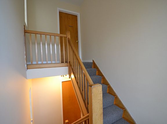 3rd image of 5716 N St Louis Ave APT 2