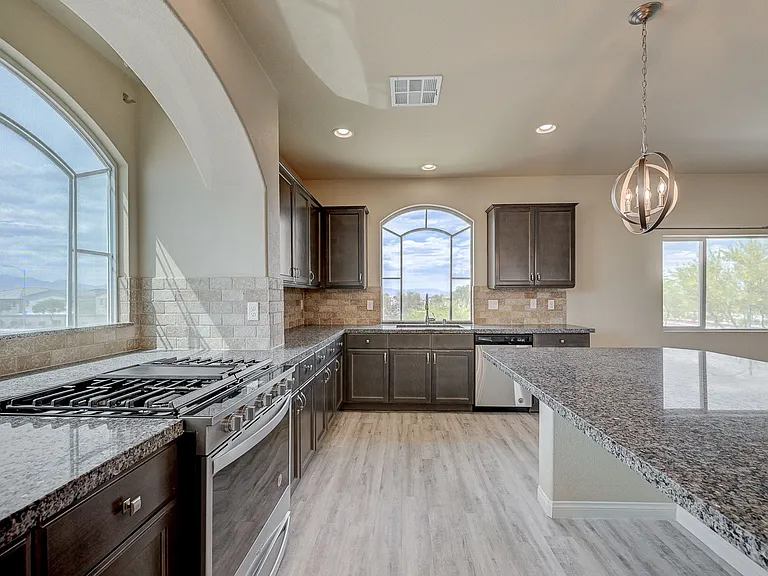 706 Eros Ct — Photo 40