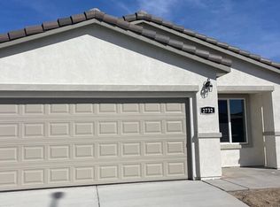2738 Meadowbrook Dr, Imperial, CA 92251