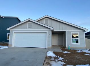 470 Pony Express Trl, Ault, CO 80610