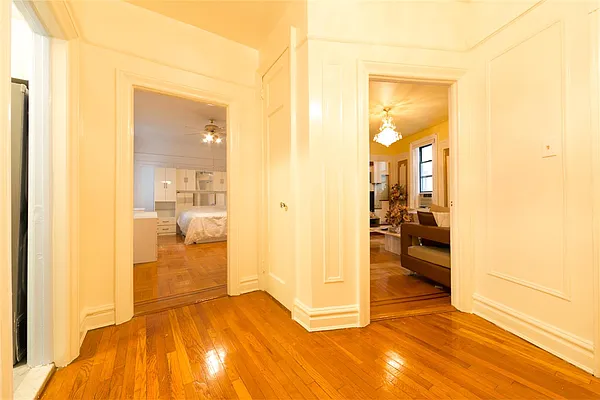 Sold by Dorsa Group | media 34