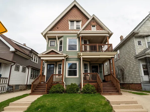 2556 S Brisbane Ave #2556, Milwaukee, WI 53207