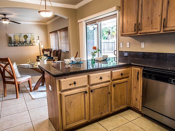 4th image of 2865 Orly Ct