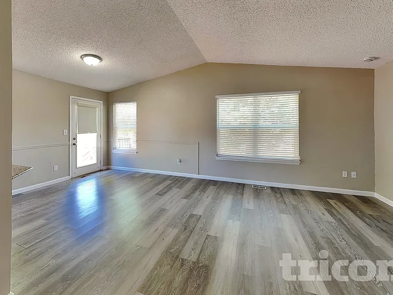 16890 Blue Mist Cir — Photo 2