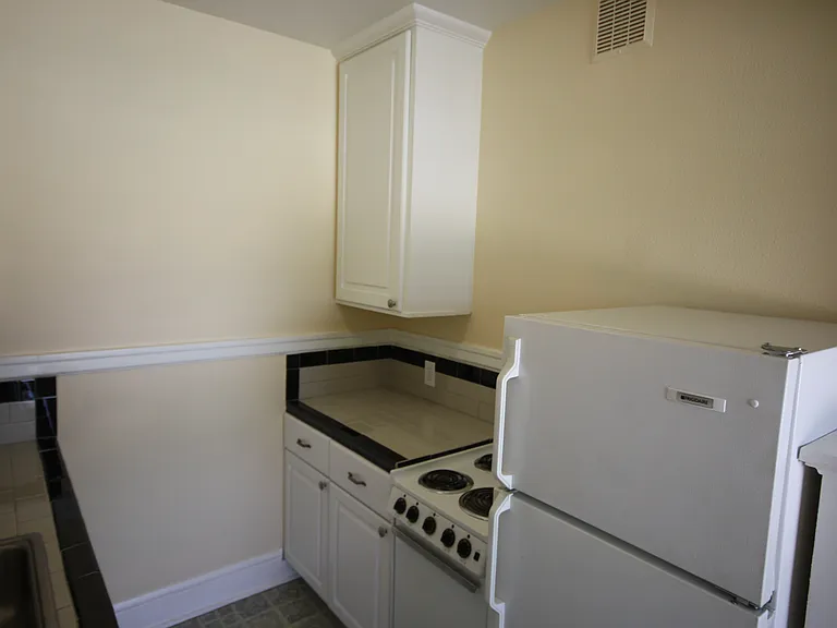 4263 SE Belmont St #303 — Photo 11