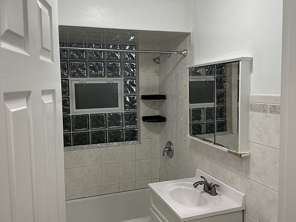 3rd image of 3530 S Oak Park Ave #11291313