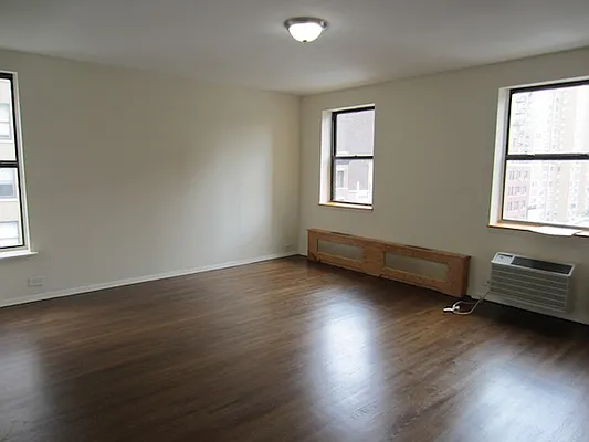 Rented by Mirador Real Estate | media 8