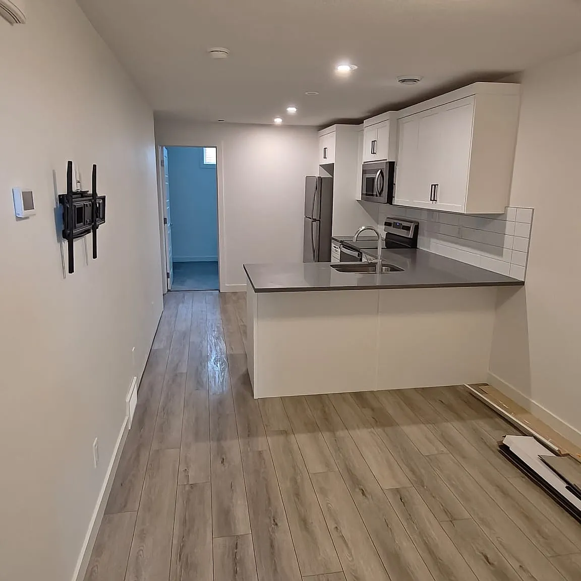 2 Basement Suite Available in Hotchkiss $1,150/Month — Photo 3