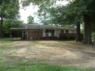 215 Hardy Cir, Selma, AL 36703