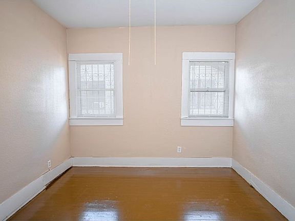 3rd image of 639 Canton