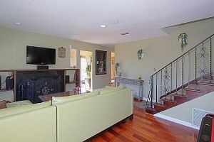 4th image of 596 Tamarac Dr