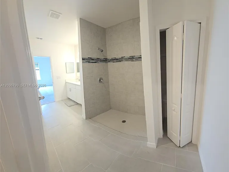 10500 SW Vasari Way — Photo 17