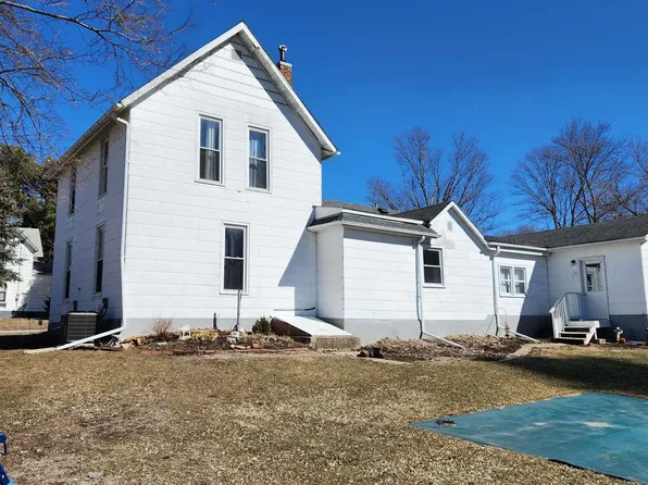 103 2nd St SE, Nora Springs, IA 50458