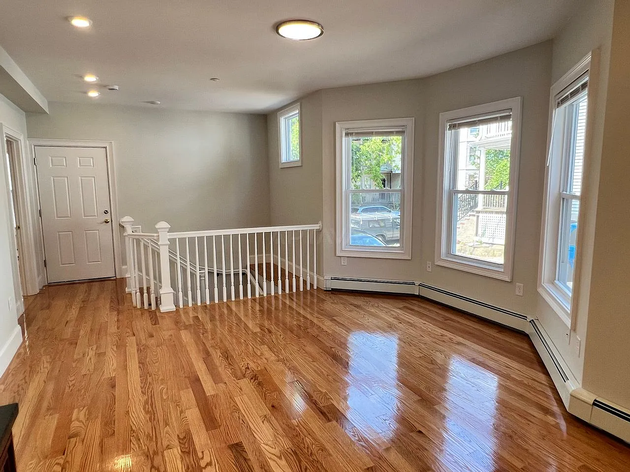 Apartment — Photo 2