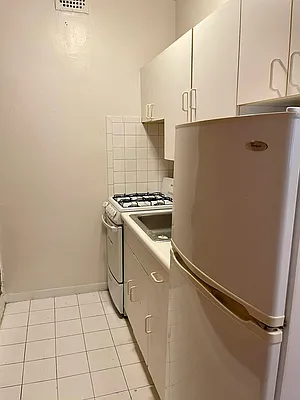 Rented by CitySites Real Estate Group | media 9