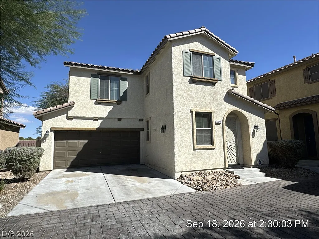 3 bed, 2.5 bath, 1458 sqft, $1,950 — Photo 3