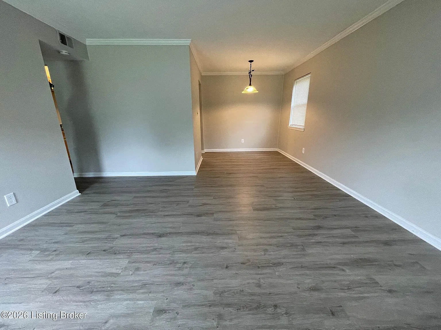 3 bed, 1.0 bath, 1080 sqft, $1,450 — Photo 2