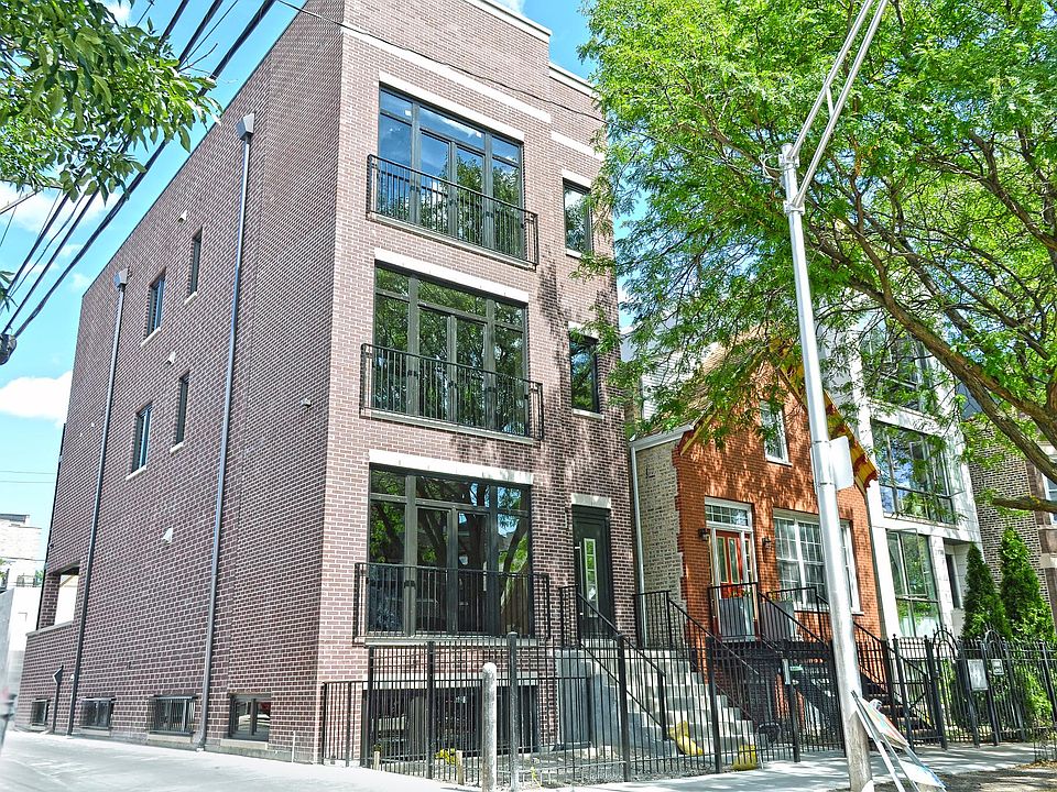 1st image of 2744 W Cortez St #1