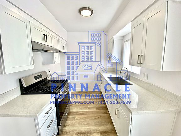 3rd image of 4369 W 132nd St APT 1