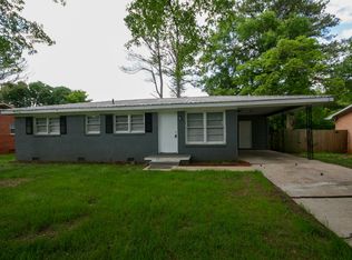 4736 Blue Haven Dr NW, Huntsville, AL 35810