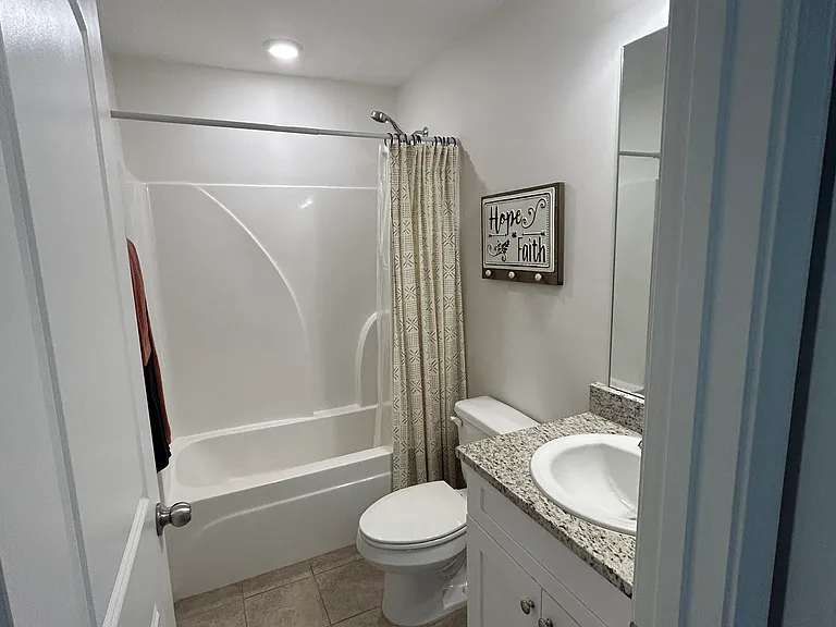 74 Nottingham Way — Photo 5