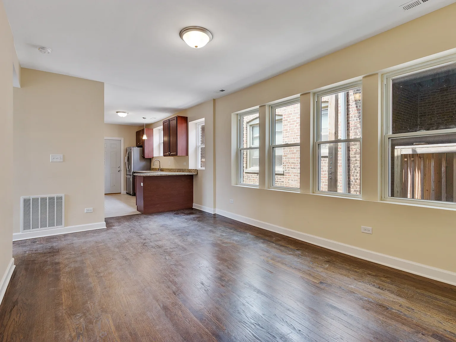 2 bed, 1482 sqft, $1,650 — Photo 3