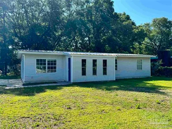 6130 Syrcle Ave, Milton, FL 32570
