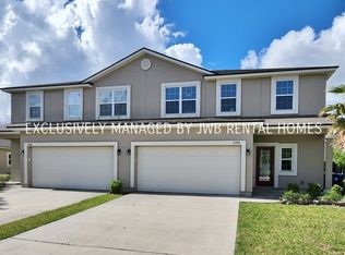 2384 Caney Oaks Dr, Jacksonville, FL 32218