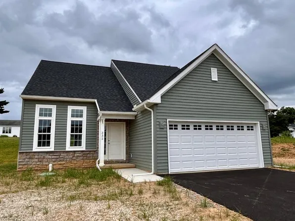 332 W Fritz Ave, Quarryville, PA 17566