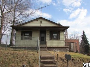 808 S 6th St, Steelton, PA 17113
