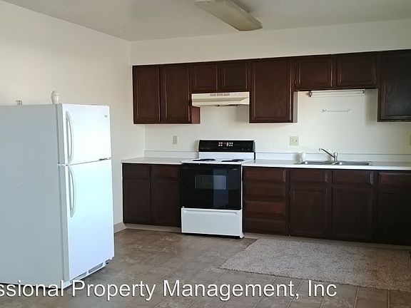 3rd image of 2920 South Ave W #B