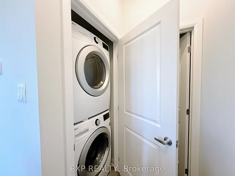 40 Teelin Cir — Photo 12