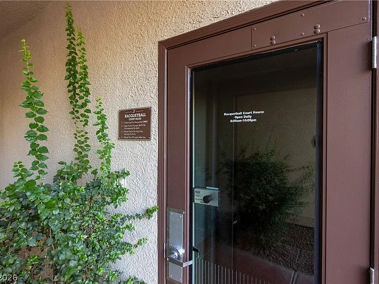 9000 Las Vegas Blvd S #2122 — Photo 32