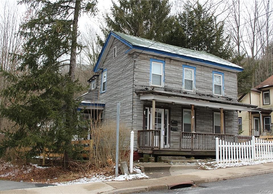 184 Center St, Ellenville, NY 12428 MLS H6229230 Zillow