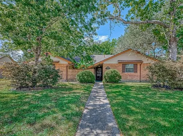 10702 Carlota Ct, Houston, TX 77096