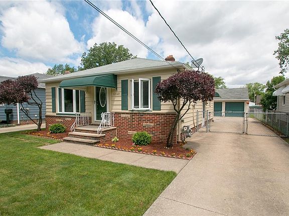 2nd image of 12148 Meadowbrook Dr