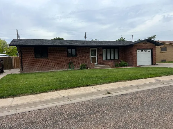 1003 Kingsley St, Scott City, KS 67871