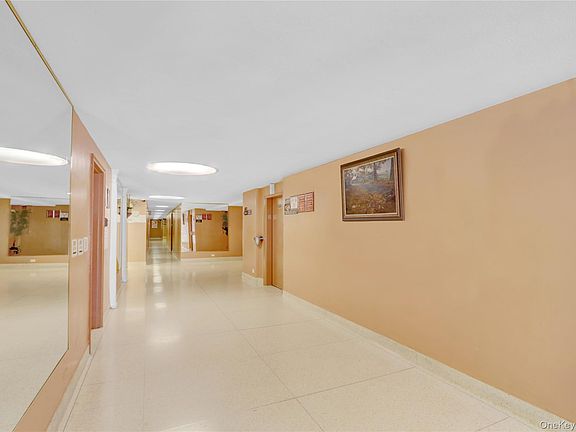 4th image of 3201 Grand Concourse #4M