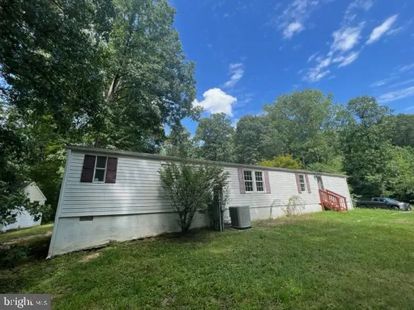 202 Oak Crest Dr #B, Partlow, VA 22534