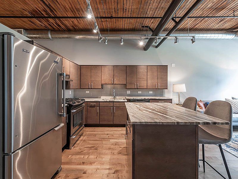 1st image of 445 E Illinois St #4453205