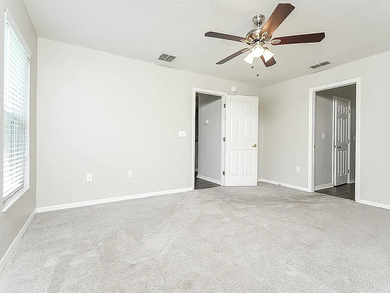 4668 Great Blue Heron Dr — Photo 9