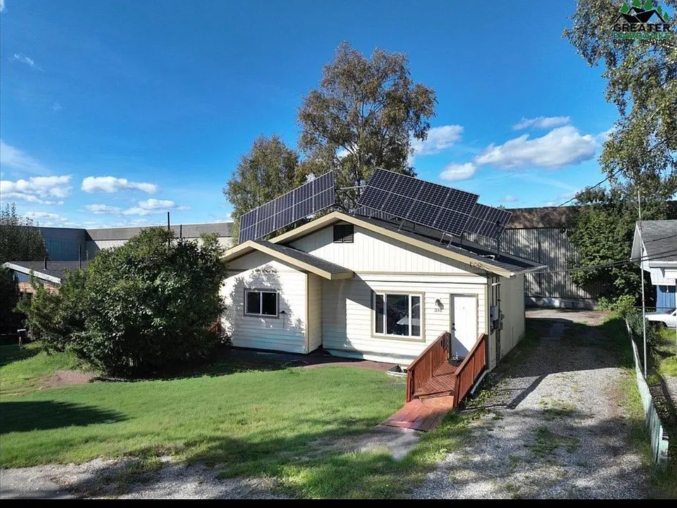 310 18th Ave #A