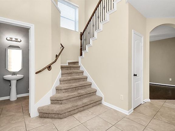 5th image of 25019 Lakecrest Glen Drive