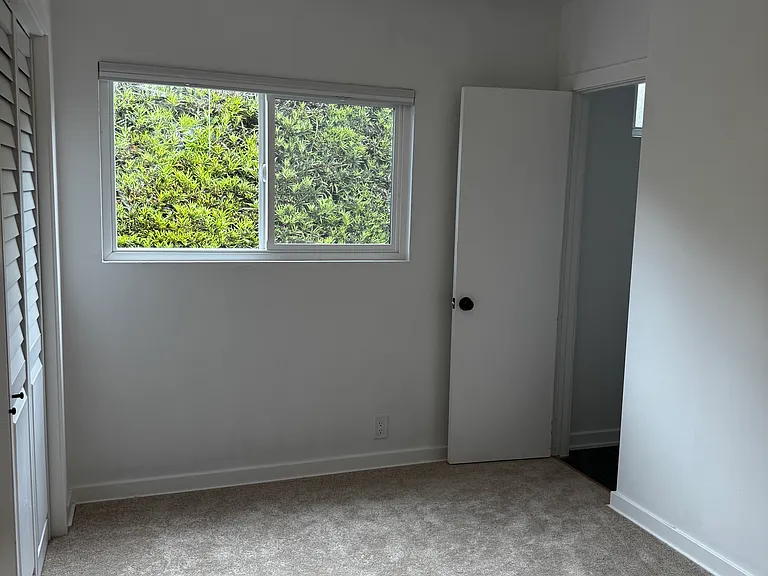 2125 Las Colinas Ave #2125 — Photo 8