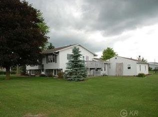 1762 W Knox Rd, Beaverton, MI 48612