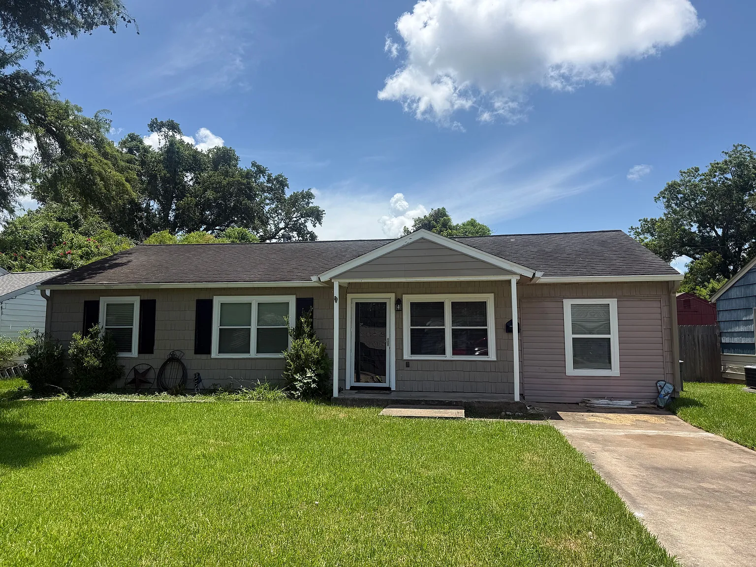 3 bed, 2.0 bath, 1200 sqft, $1,650 — Photo 4