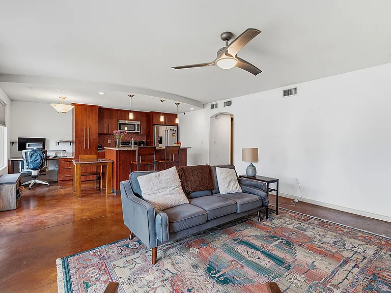 41 Waller St #209 — Photo 4