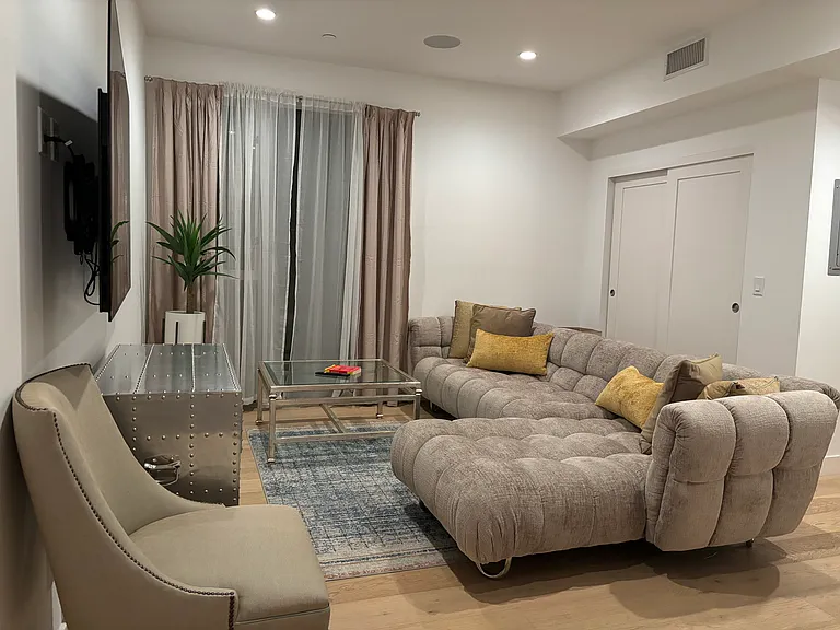 10419 Pandora Ct — Photo 11