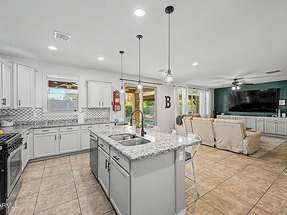 3rd image of 2435 W ARROYO Way